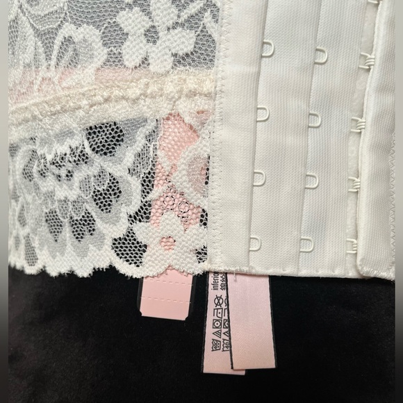 NWT Victoria’s Secret Curvy Posey Lace Bralette - Picture 12 of 16